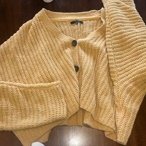 Love tree knit cropped sweater